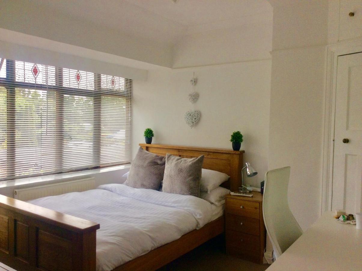 Gateway House Bed & Breakfast ดิดคอท ภายนอก รูปภาพ