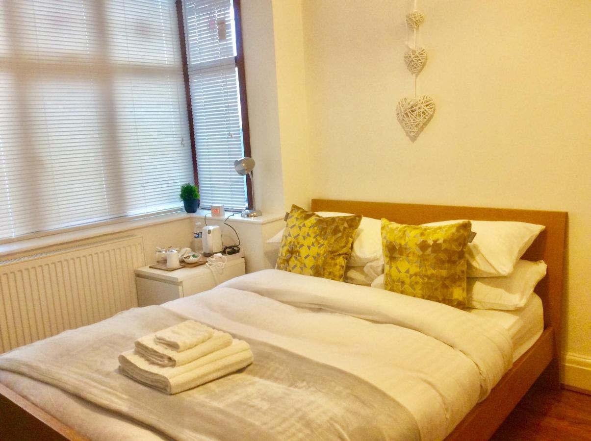 Gateway House Bed & Breakfast ดิดคอท ภายนอก รูปภาพ